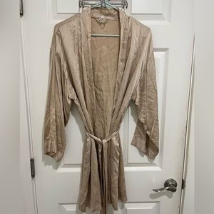 Calvin Klein 100% Silk Robe